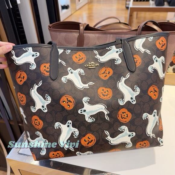 NWT Coach City Tote Bag 2025 Pumpkin Halloween Holidays CCE69 Gold/Walnut - Picture 1 of 8